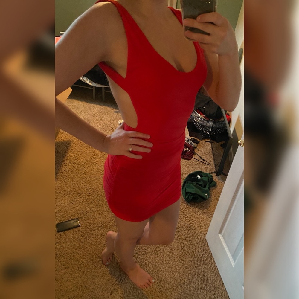 Tigermist Red Backless Bodycon Dress